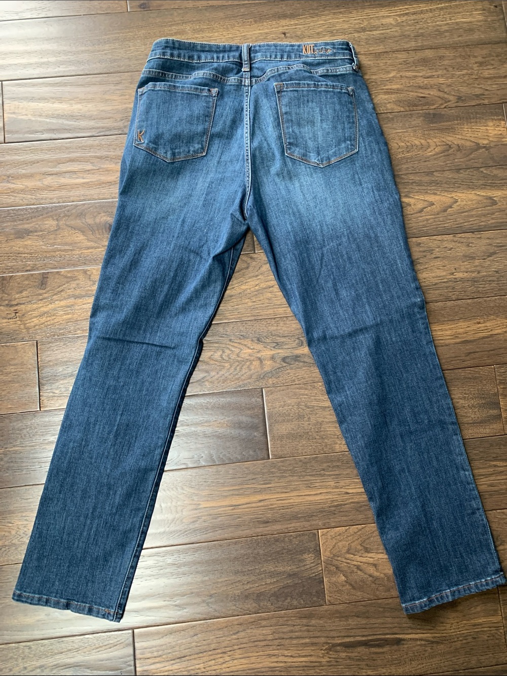 Kut from the Kloth Classic Straight Leg Women’s Denim Jeans. Pre-Owned. Size 12. - Picture 9 of 9